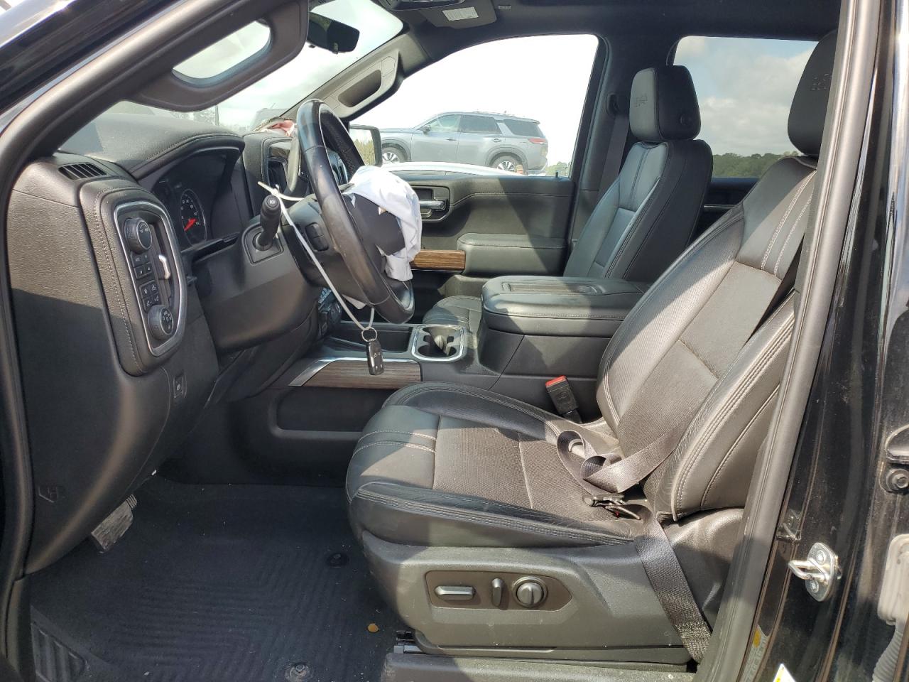 2020 Chevrolet Silverado - Image 7