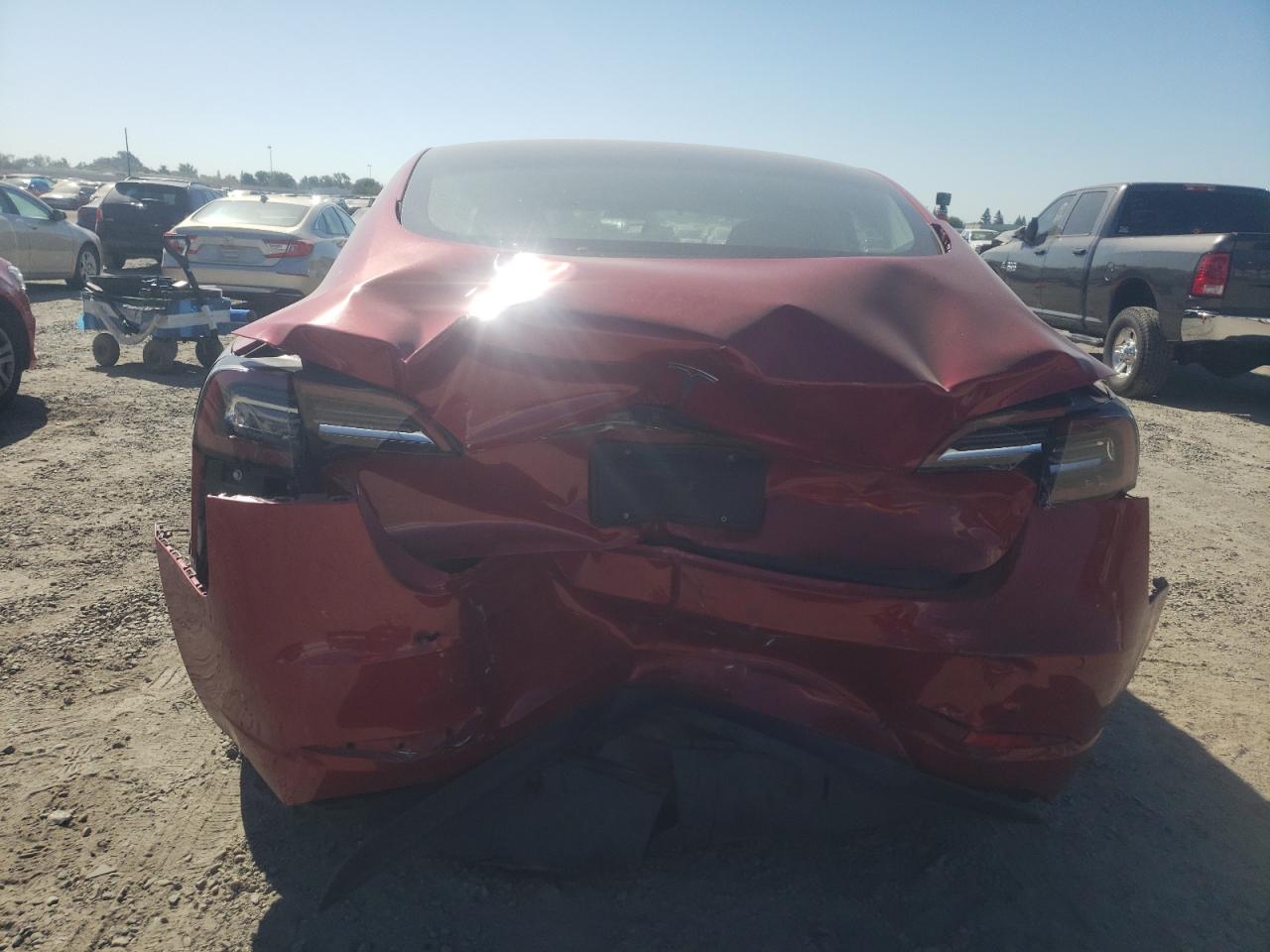 2018 Tesla Model 3 VIN: 5YJ3E1EA5JF061742 Lot: 74127764