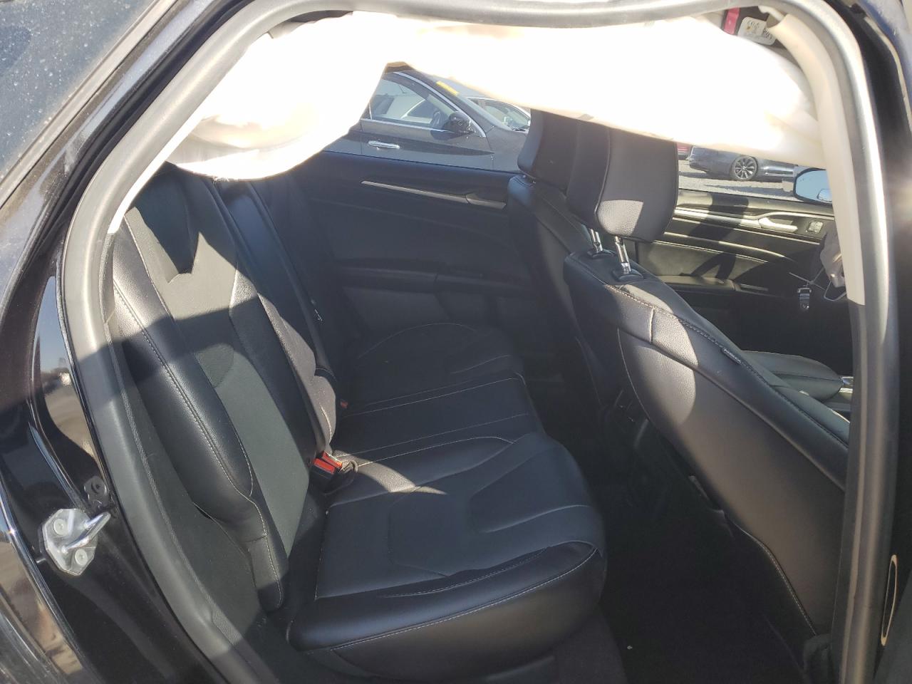 2020 Ford Fusion - Image 10