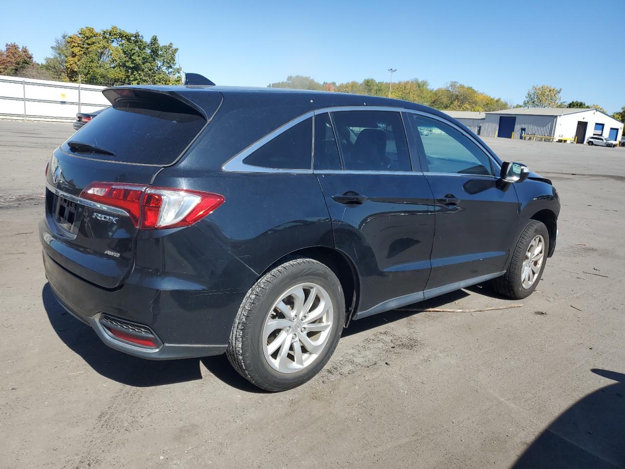 2018 Acura Rdx Technology VIN: 5J8TB4H56JL005168 Lot: 75210064