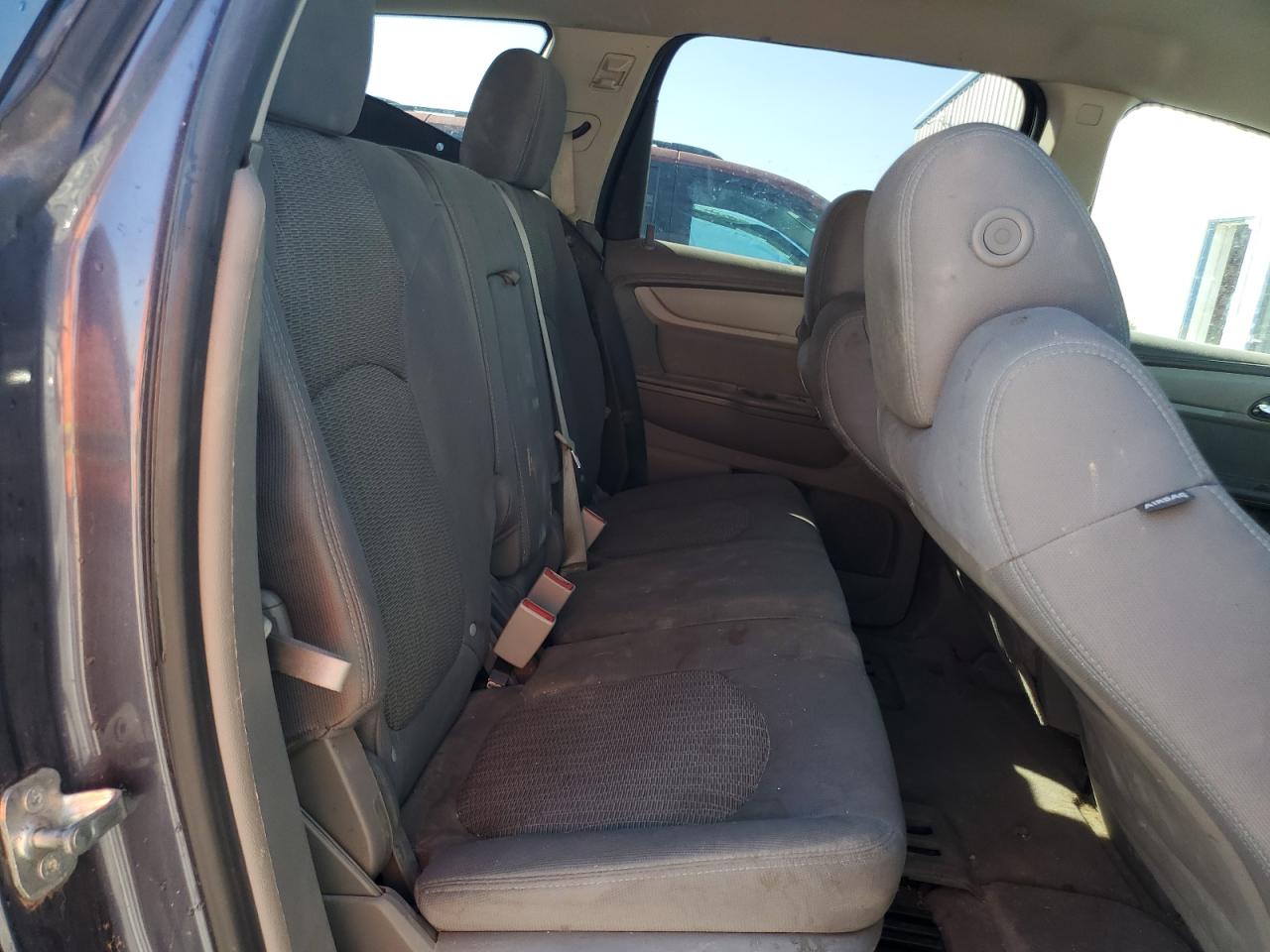 2013 Chevrolet Traverse - Image 11