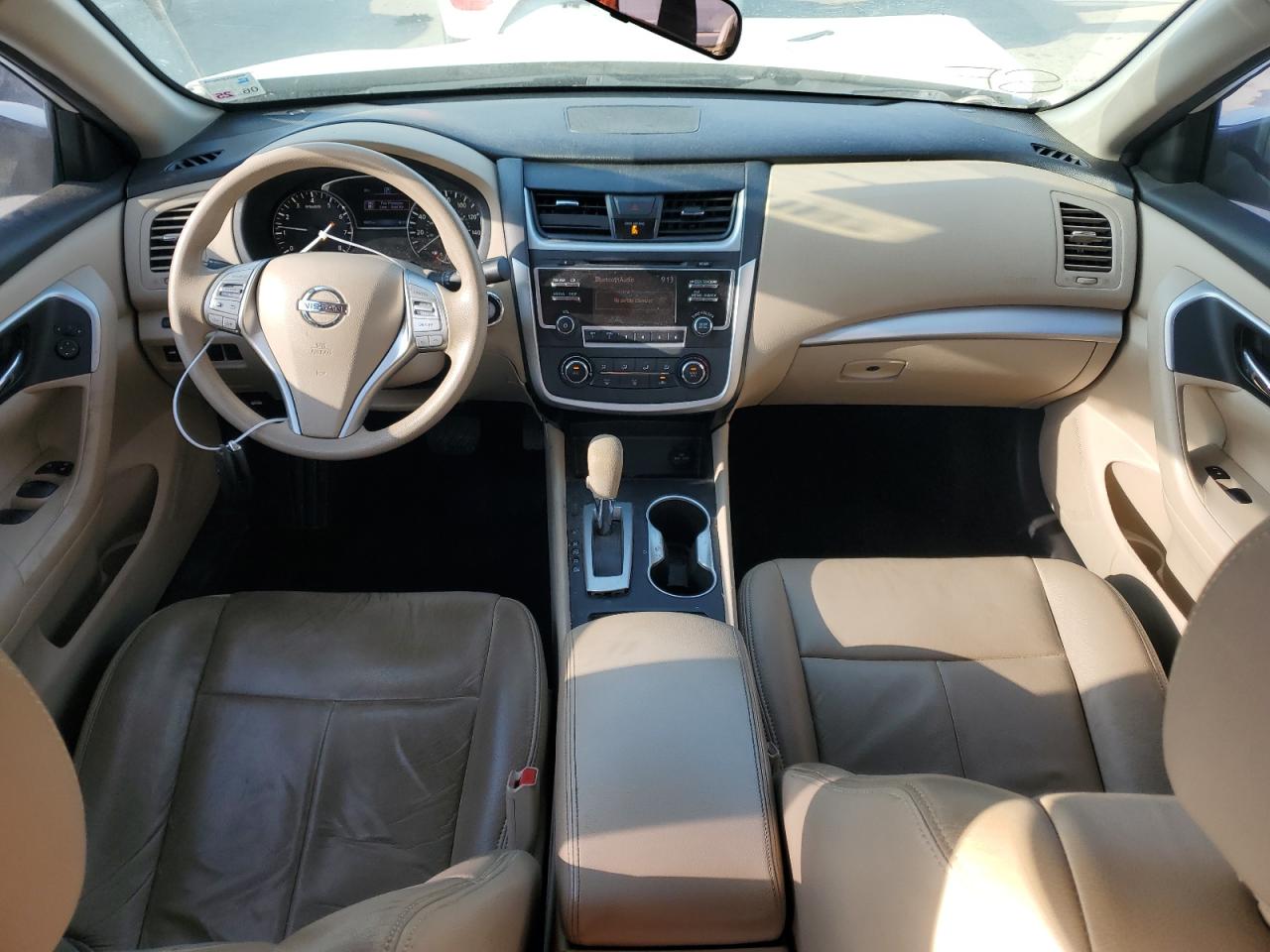 2017 Nissan Altima - Image 8