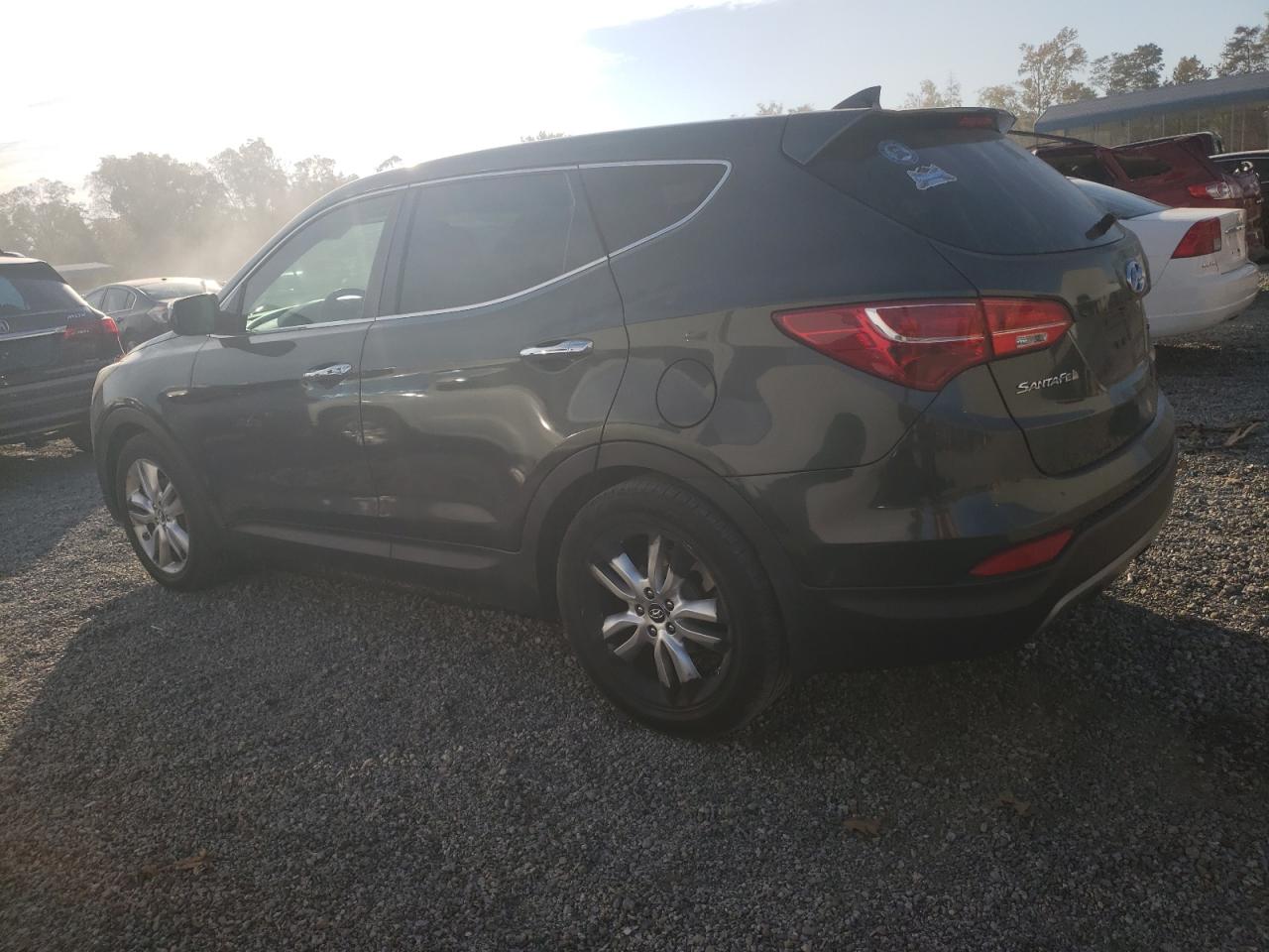 2013 Hyundai Santa Fe - Image 2