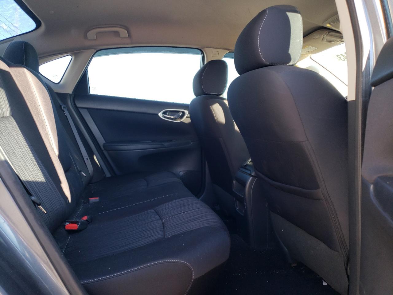 2017 Nissan Sentra - Image 11