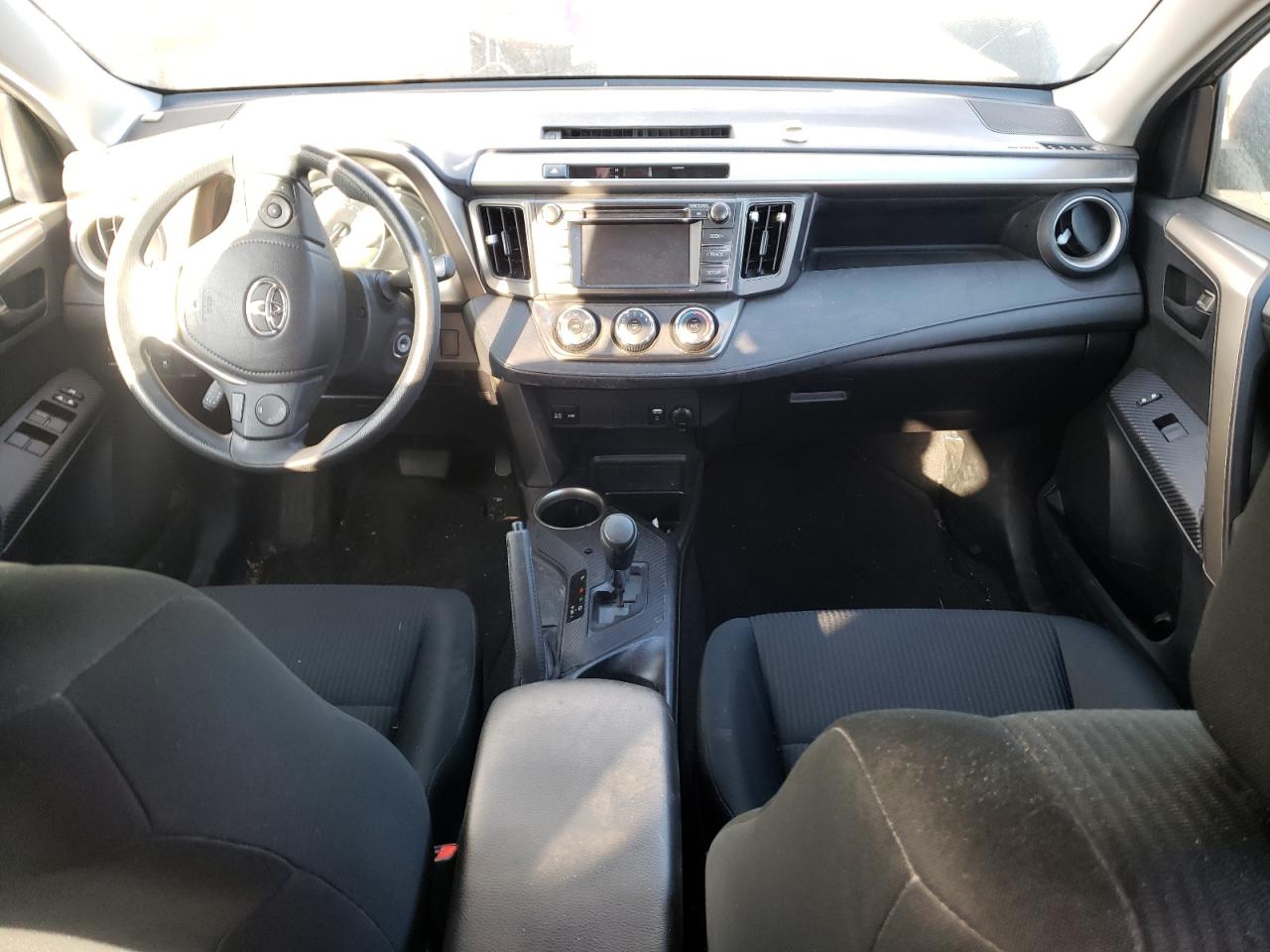 2015 Toyota RAV 4 - Image 8