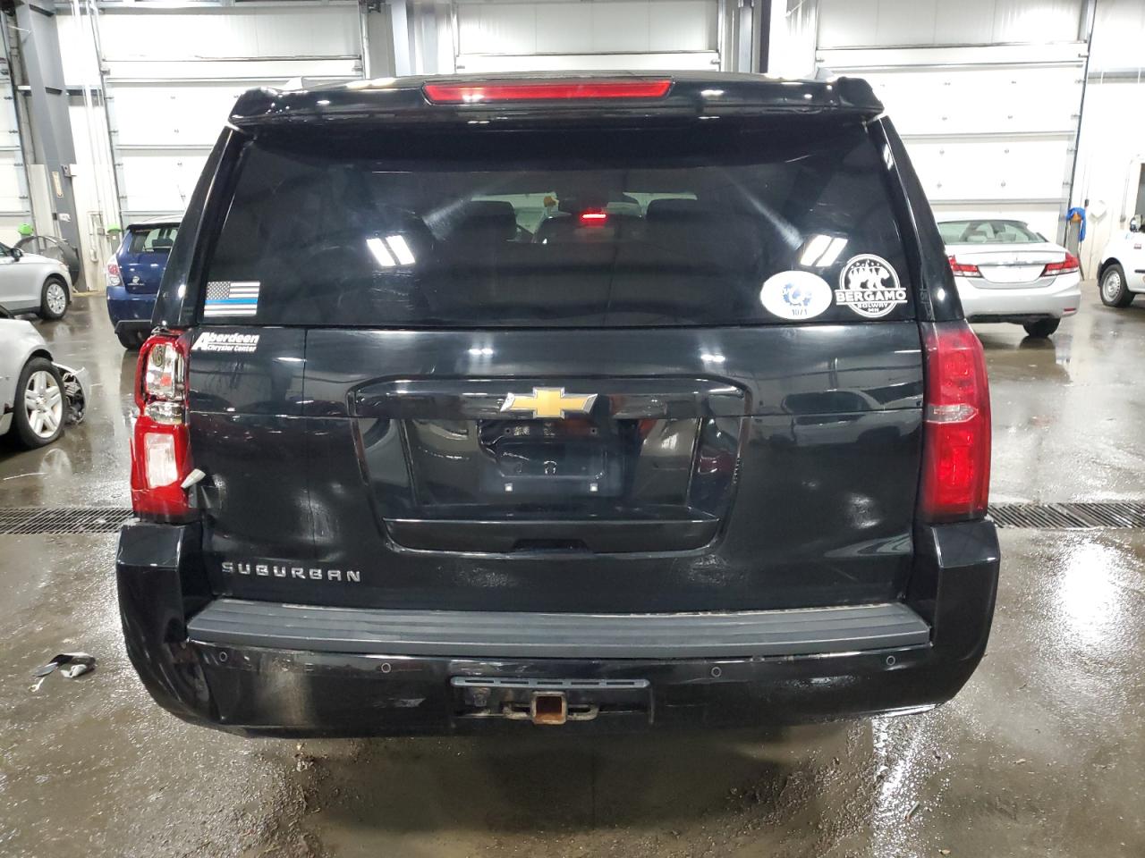 1GNSKHKC2GR260146 2016 Chevrolet Suburban K1500 Lt