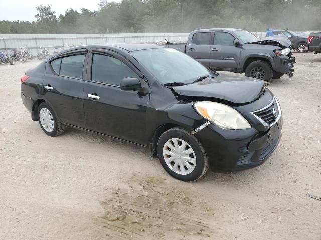  NISSAN VERSA 2012 Czarny