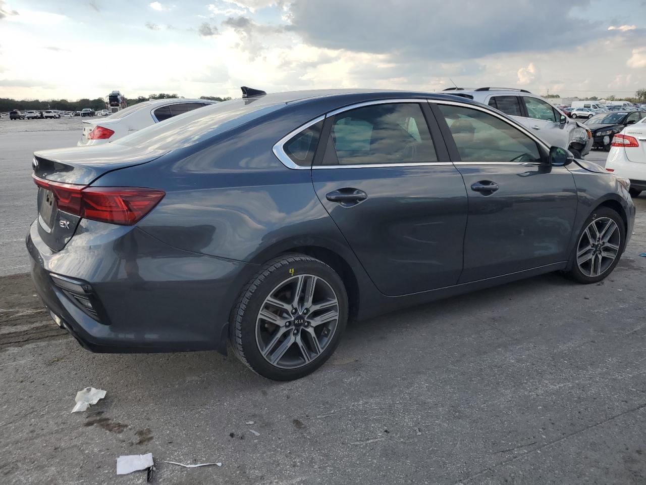 2020 Kia Forte - Image 3