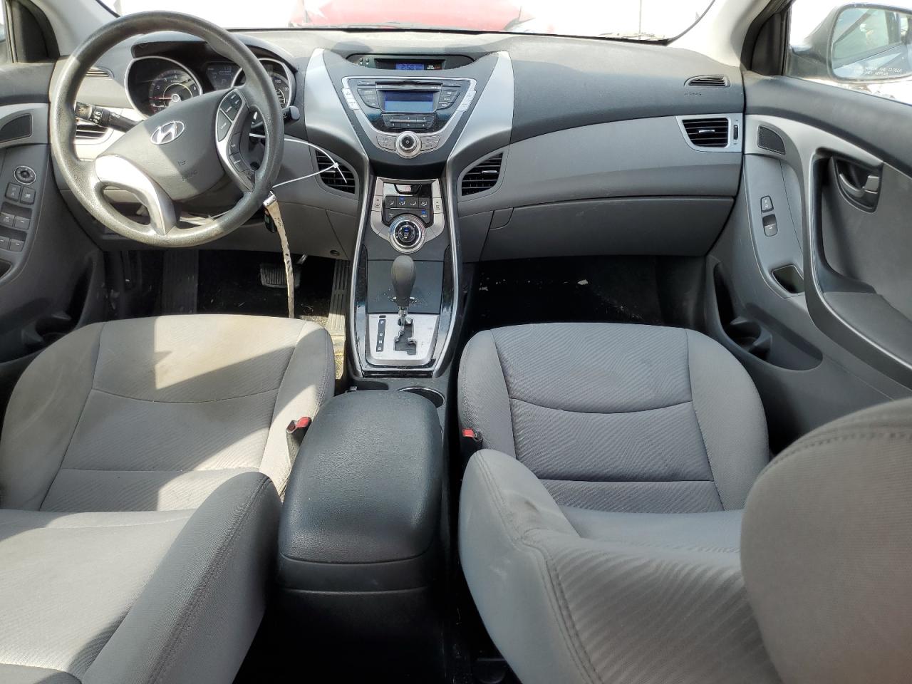 KMHDH4AE5DU539560 2013 Hyundai Elantra Gls