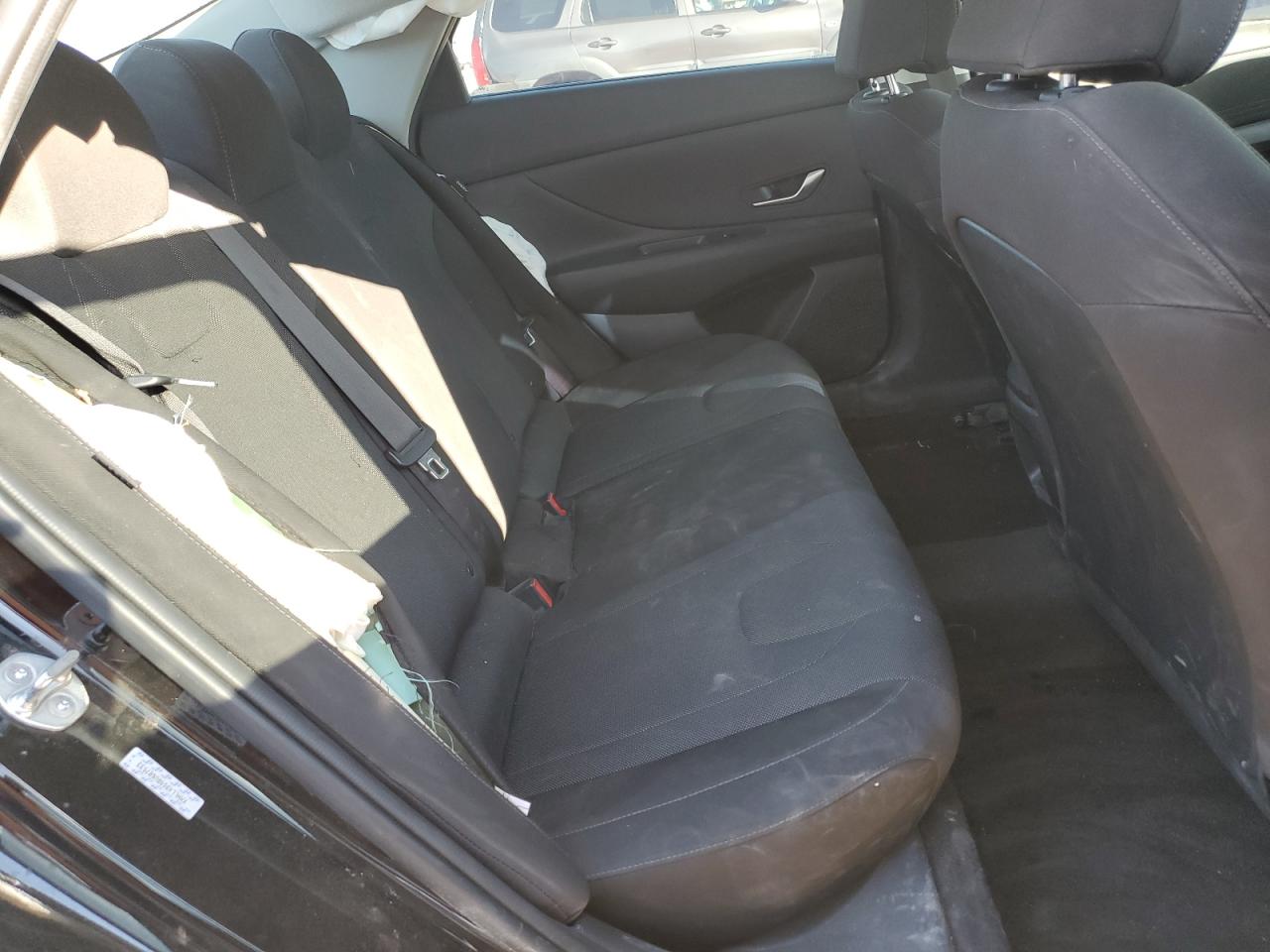 2024 Hyundai Elantra - Image 10