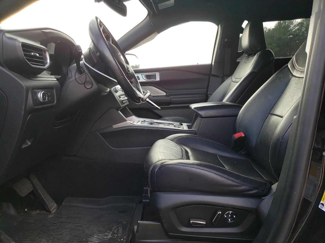 2020 Ford Explorer - Image 7