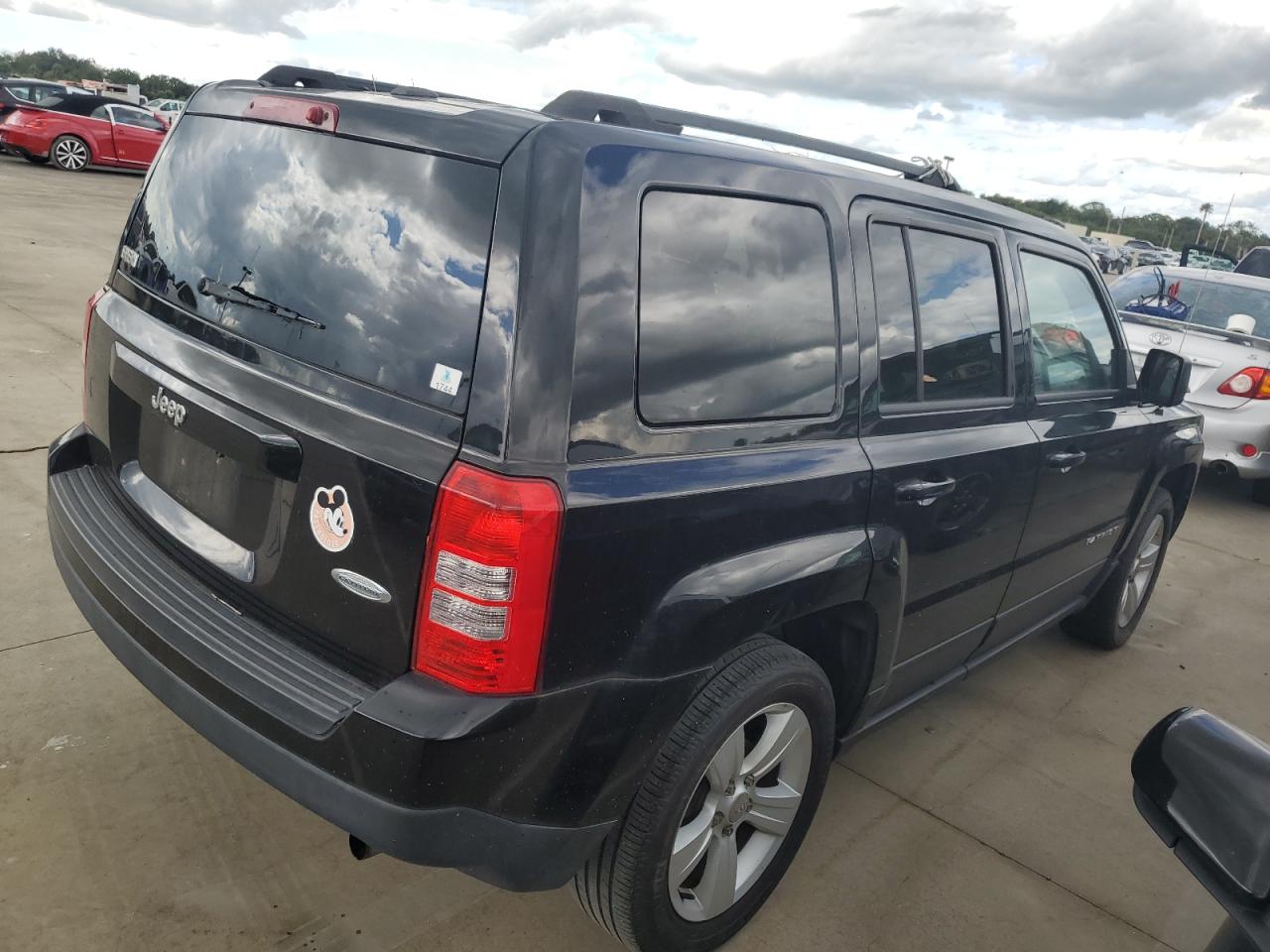 1C4NJPFA7HD161039 2017 Jeep Patriot Latitude