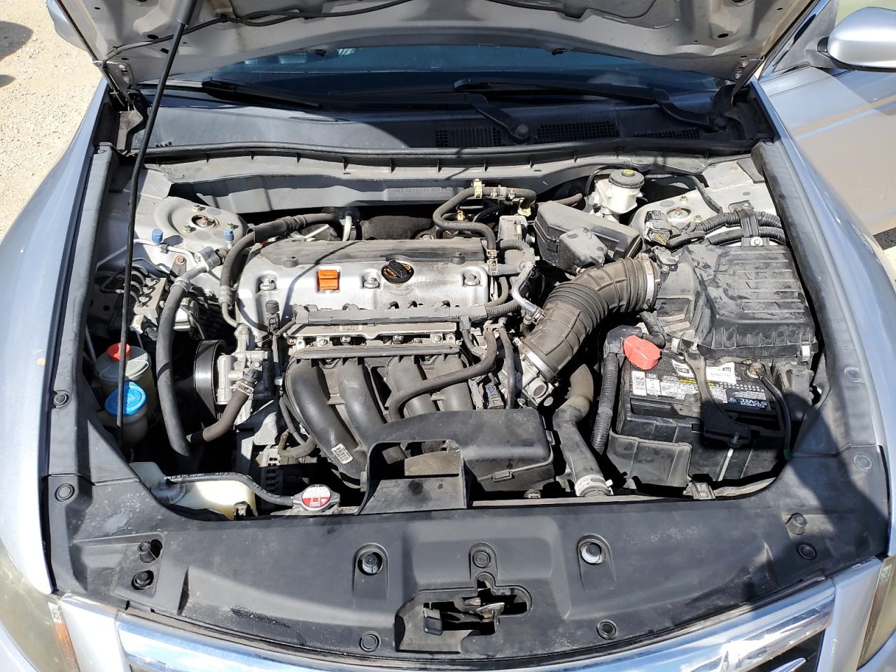 1HGCP2F6XBA058356 2011 Honda Accord Se