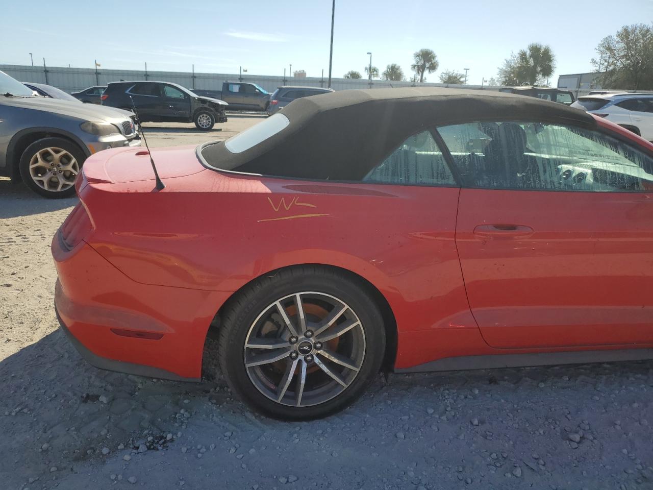 1FATP8UH9H5287379 2017 Ford Mustang