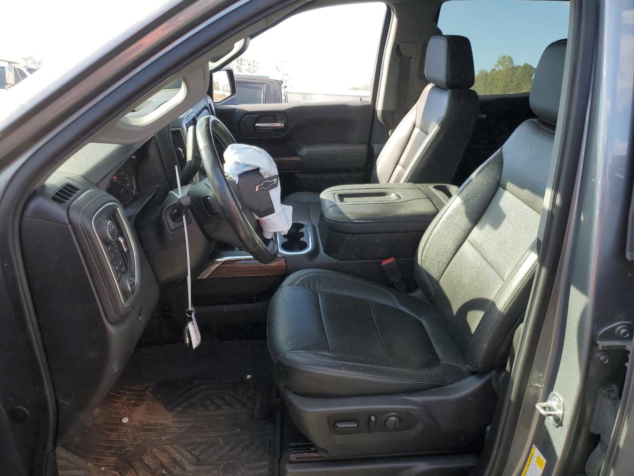 2020 Chevrolet Silverado - Image 7