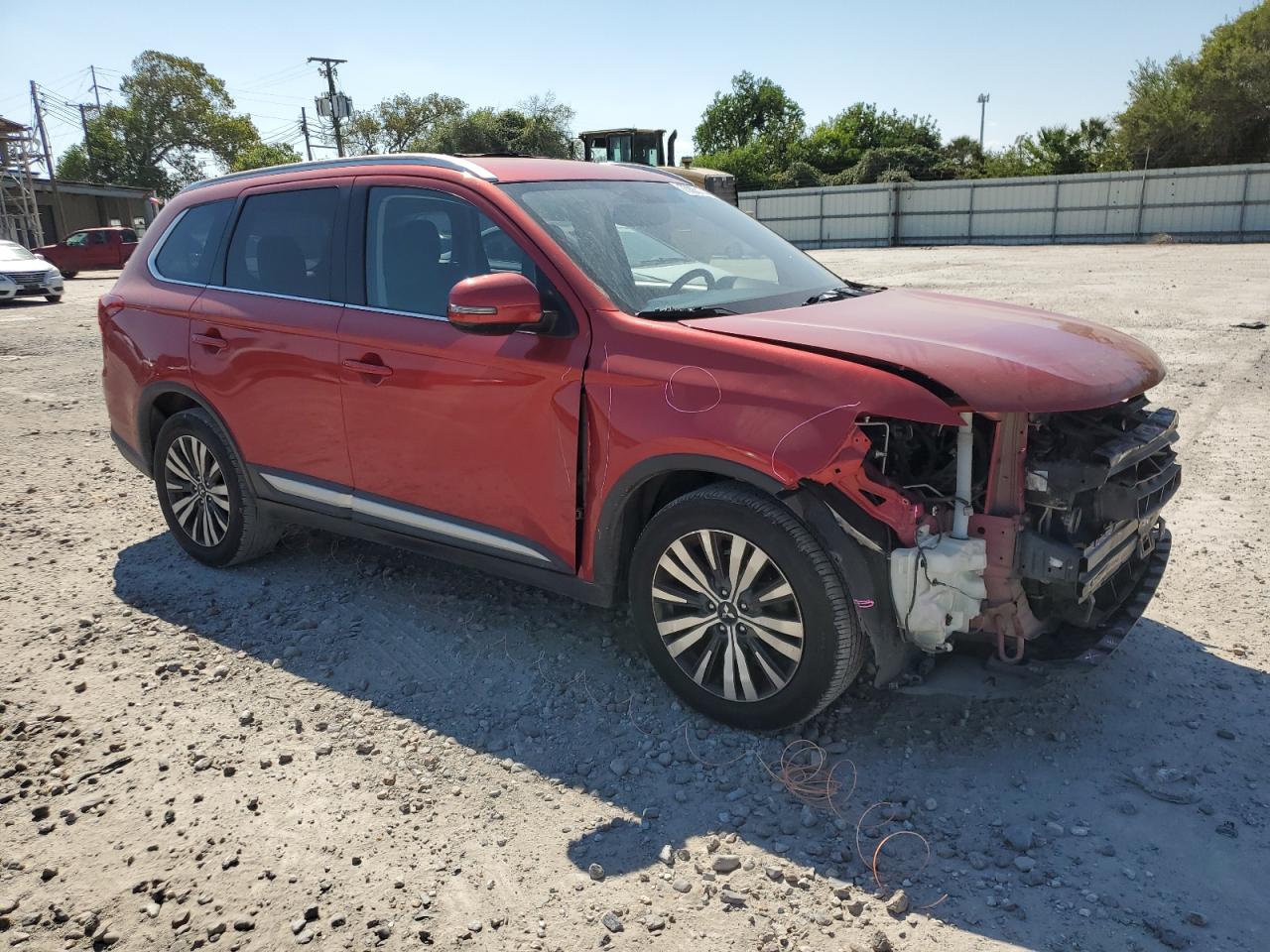 2019 Mitsubishi Outlander - Image 4