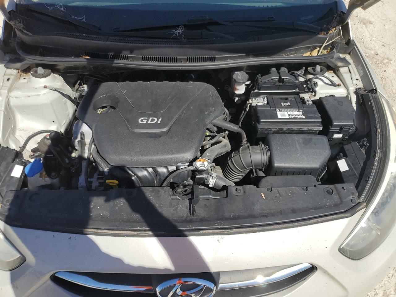 2016 Hyundai Accent - Image 11