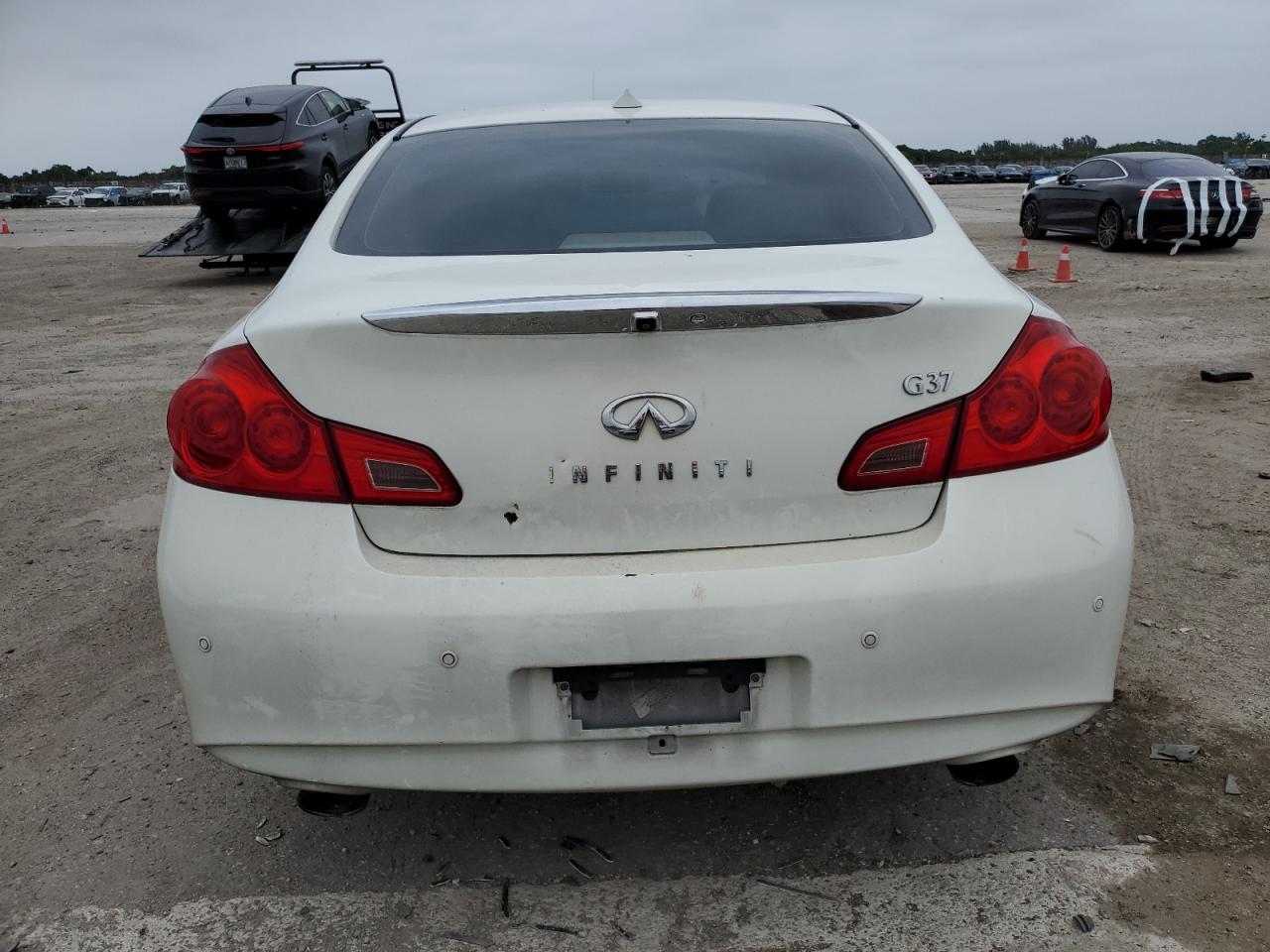 2011 Infiniti G37 Base VIN: JN1CV6AP6BM304526 Lot: 76919614