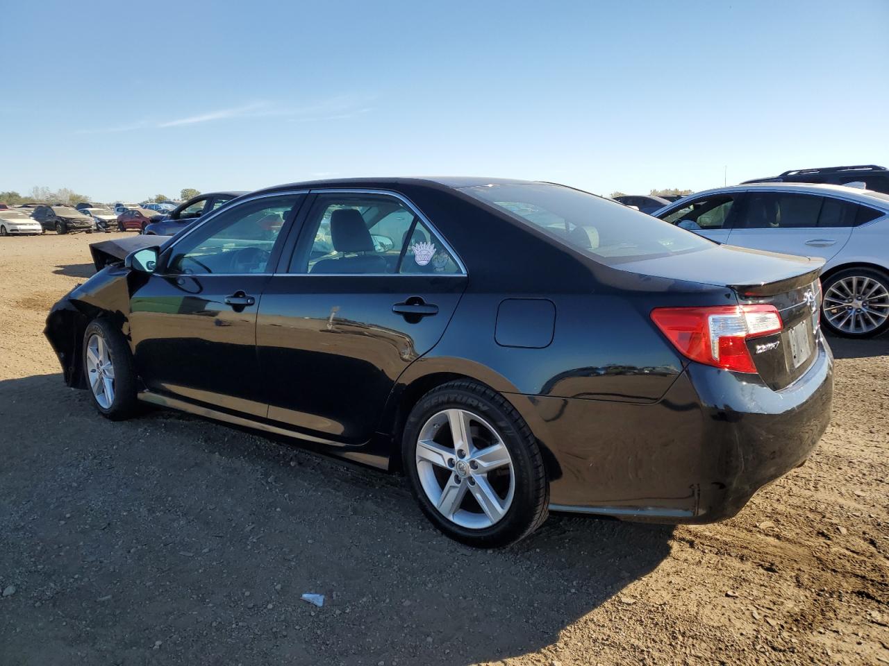 2014 Toyota Camry - Image 2