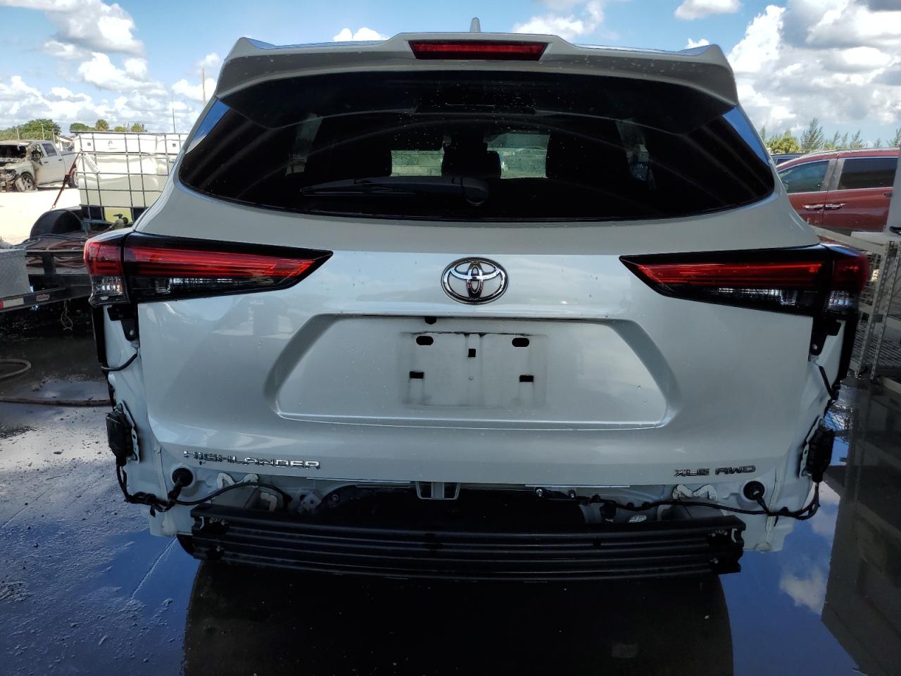 2022 Toyota Highlander Xle VIN: 5TDHZRBH7NS246273 Lot: 71541864