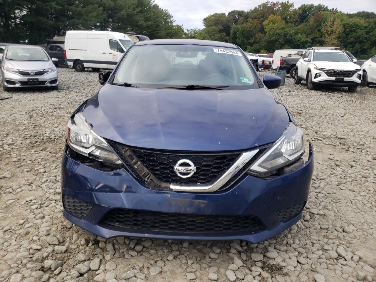2016 Nissan Sentra - Image 5