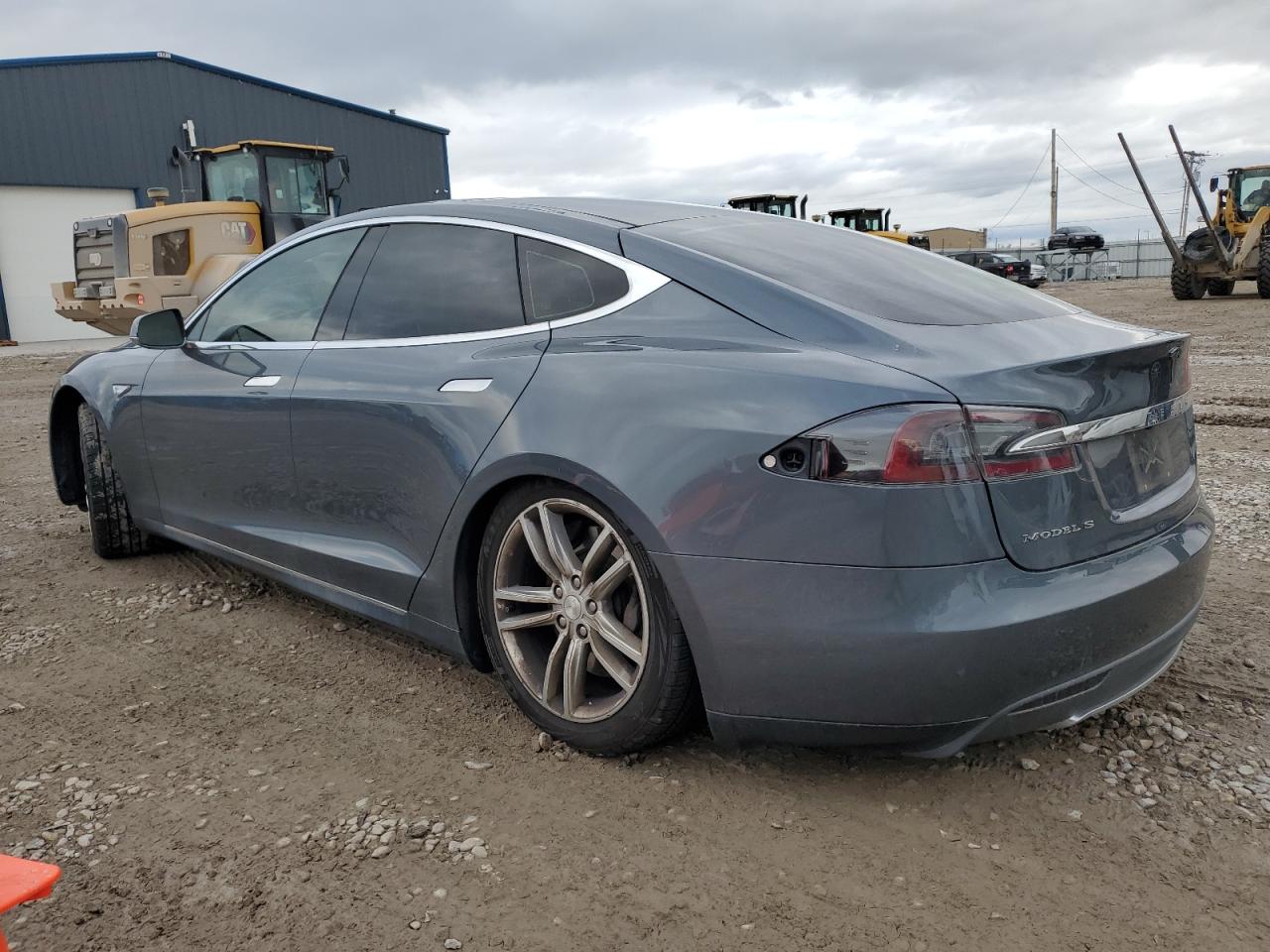 VIN 5YJSA1AG0DFP03953 2013 TESLA MODEL S no.2