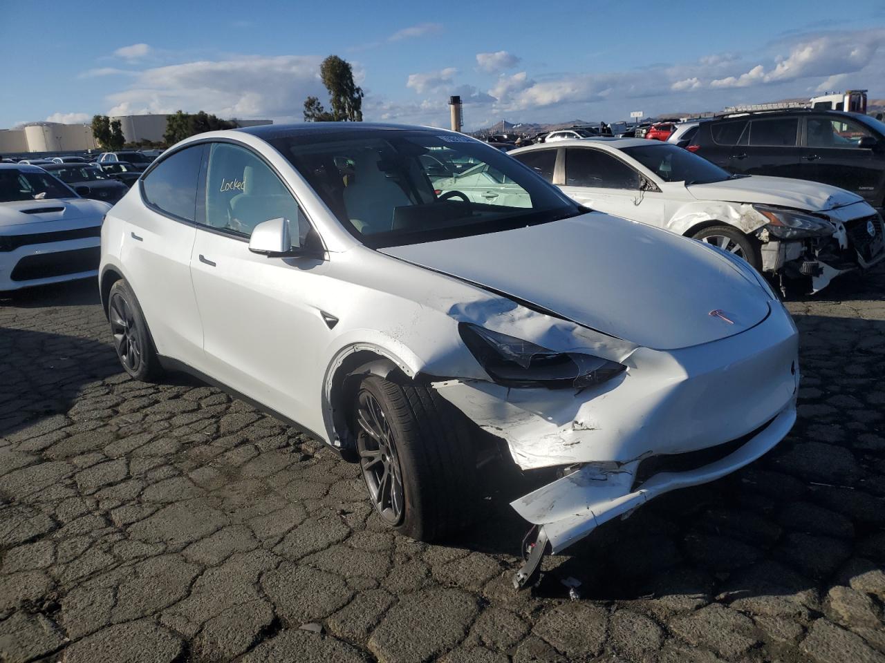 VIN 7SAYGAEE4RF123357 2024 TESLA MODEL Y no.4