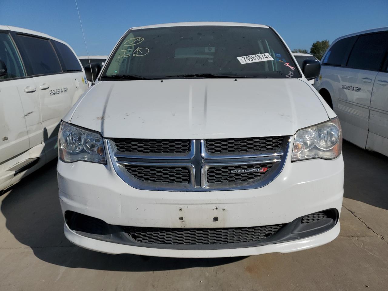 2017 Dodge Caravan - Image 5