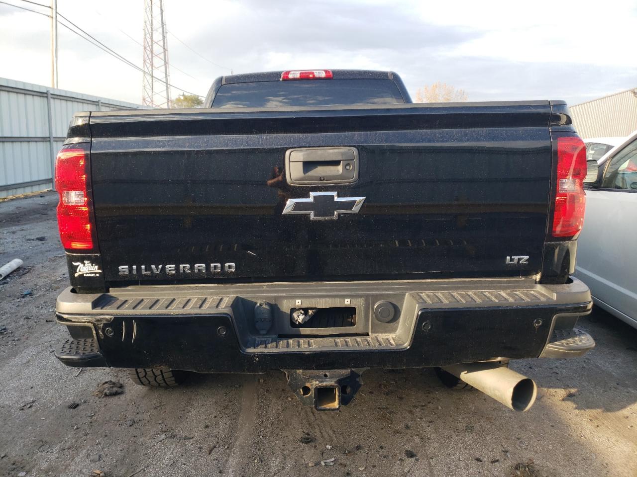 2017 Chevrolet Silverado - Image 6
