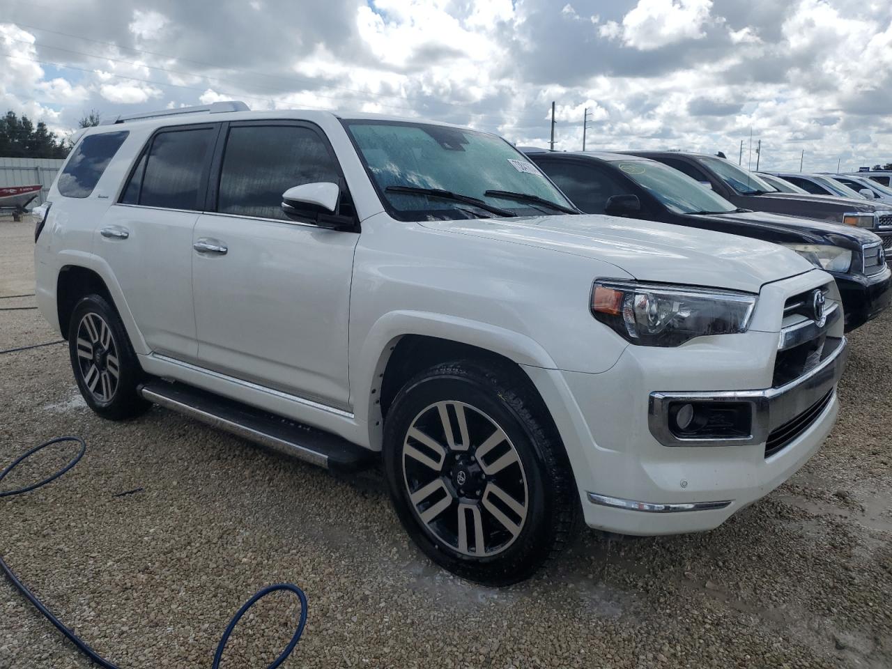 2020 Toyota 4Runner - Image 4