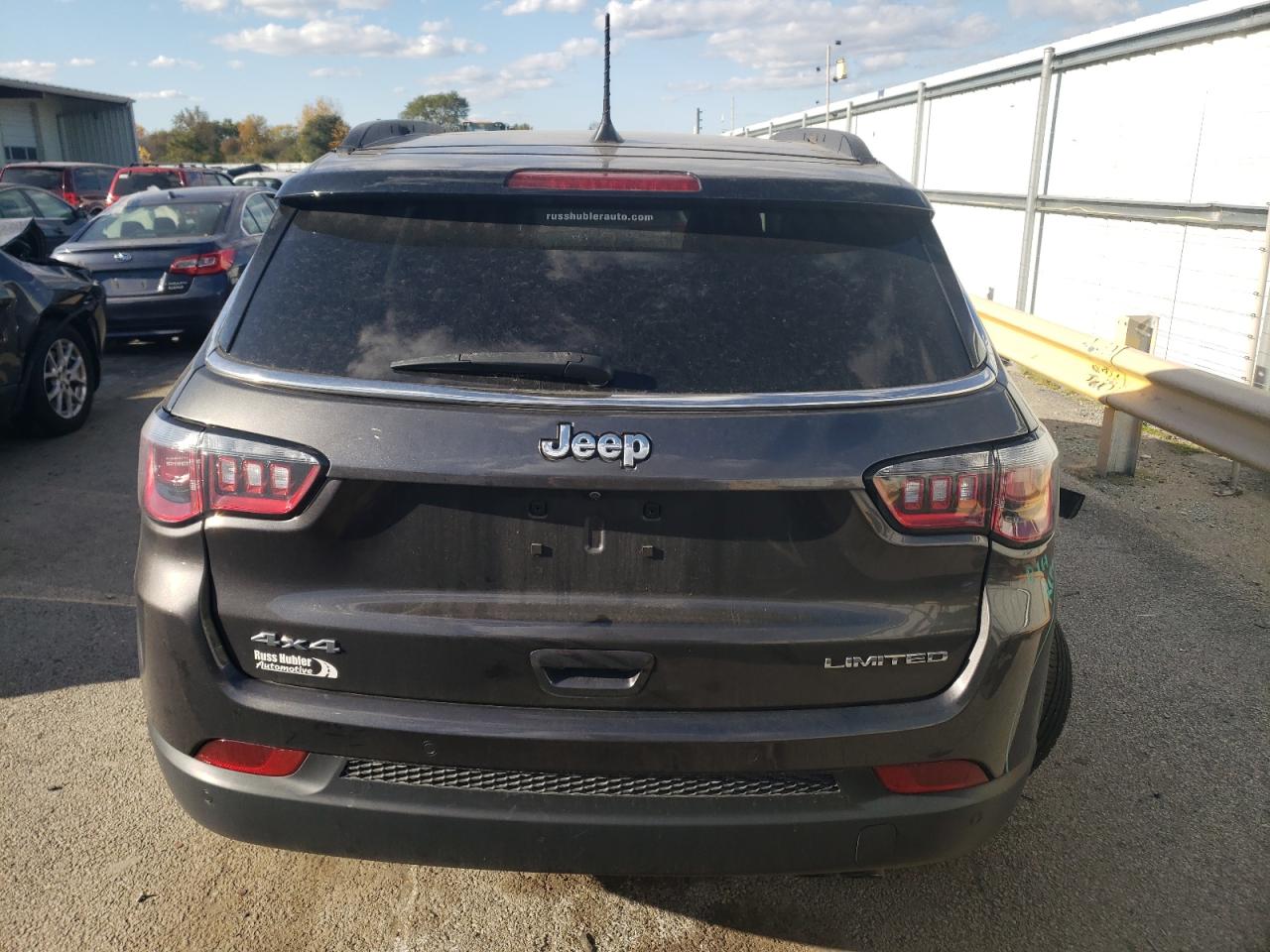 2018 Jeep Compass Limited VIN: 3C4NJDCB1JT176275 Lot: 77208694