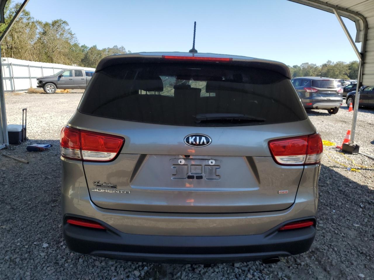 2018 Kia Sorento Lx VIN: 5XYPG4A33JG358604 Lot: 73970584