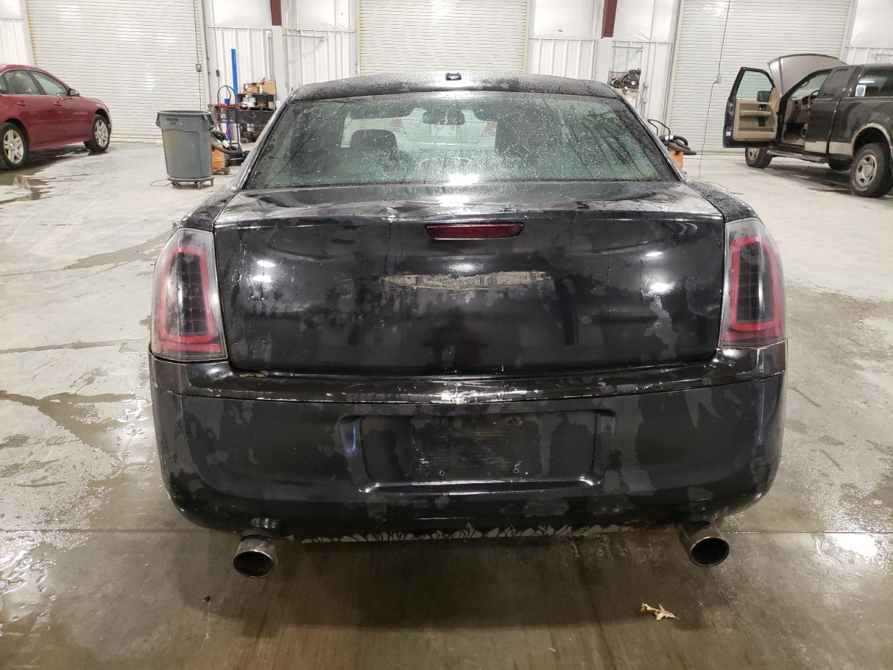 2013 Chrysler 300 - Image 6