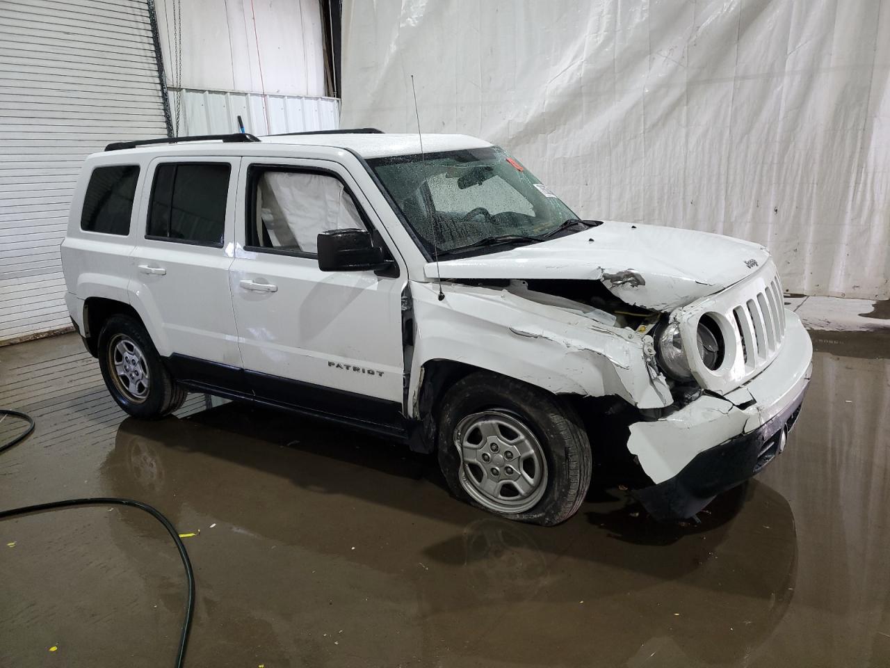 VIN 1C4NJPBAXED545897 2014 JEEP PATRIOT no.4