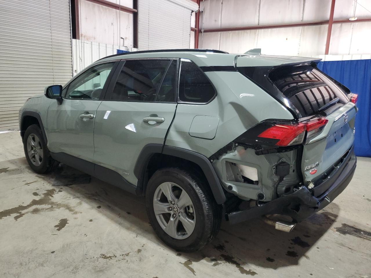 2022 Toyota RAV 4 - Image 2