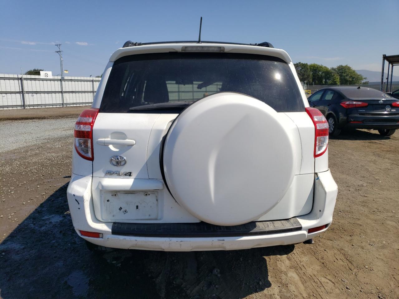 2T3KF4DV3CW147806 2012 Toyota Rav4