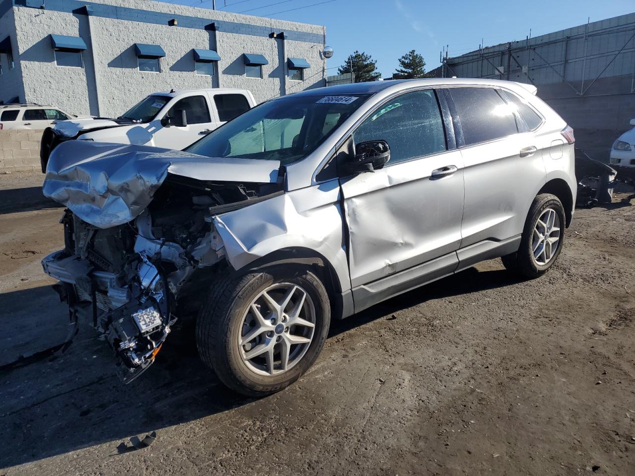 2022 Ford Edge - Image 1