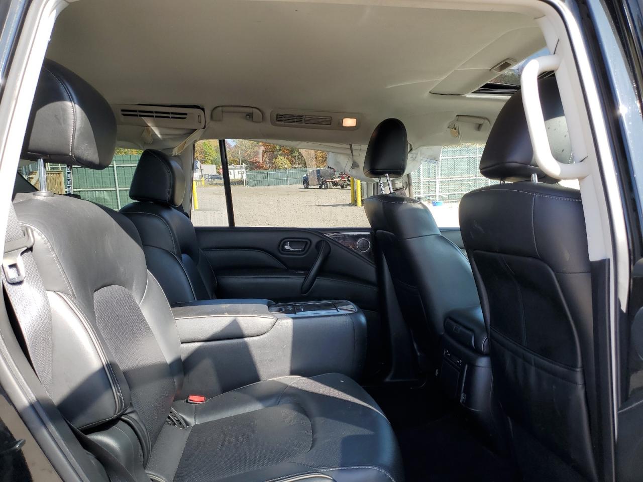 2021 Infiniti QX80 - Image 11