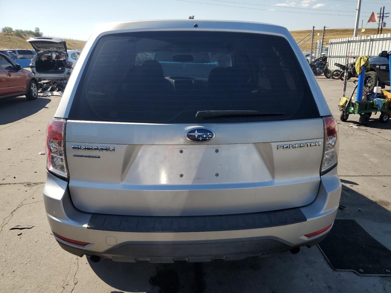 2011 Subaru Forester 2.5X VIN: JF2SHBAC3BH775341 Lot: 74010364