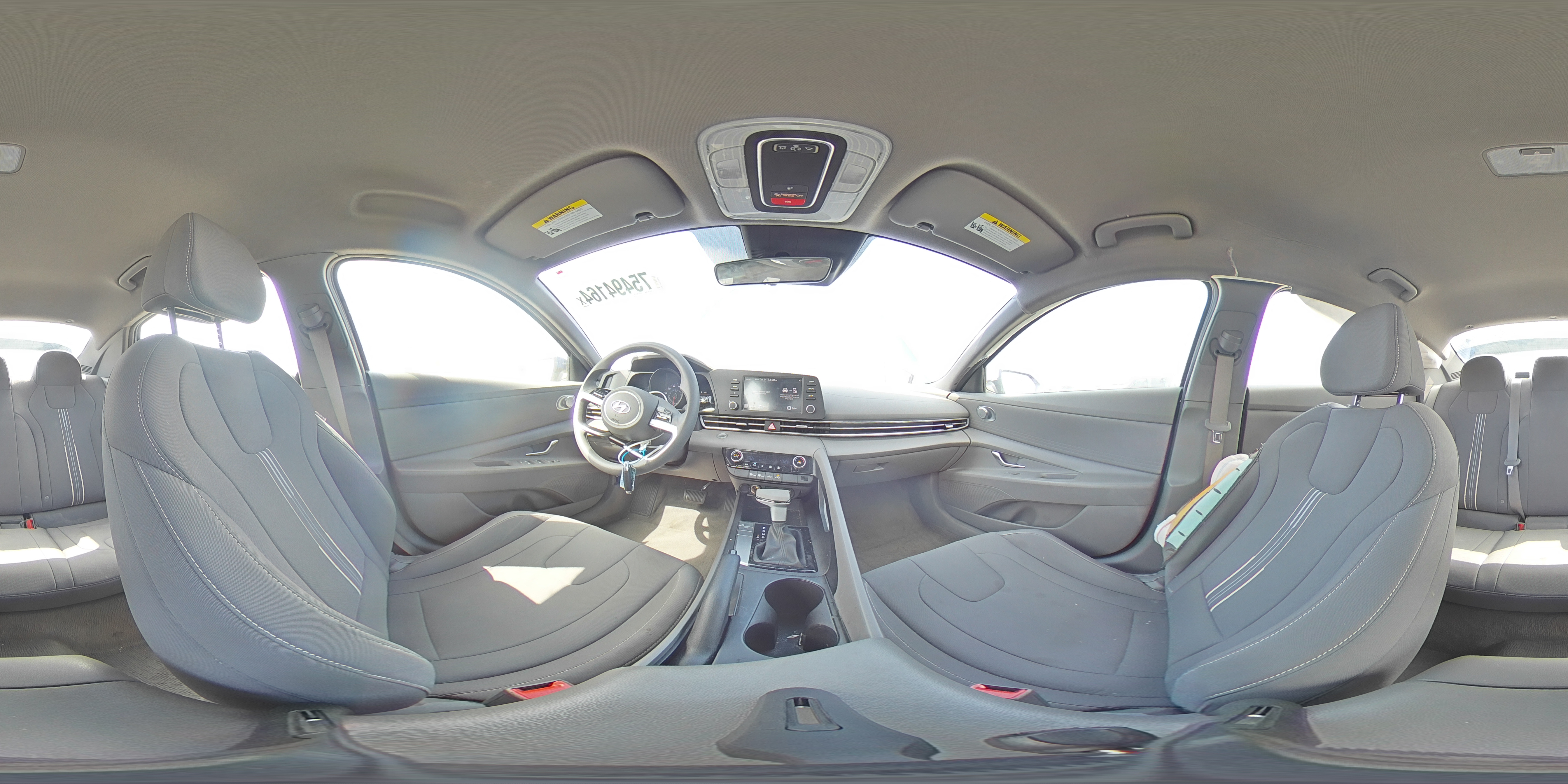 2023 Hyundai Elantra - Image 13