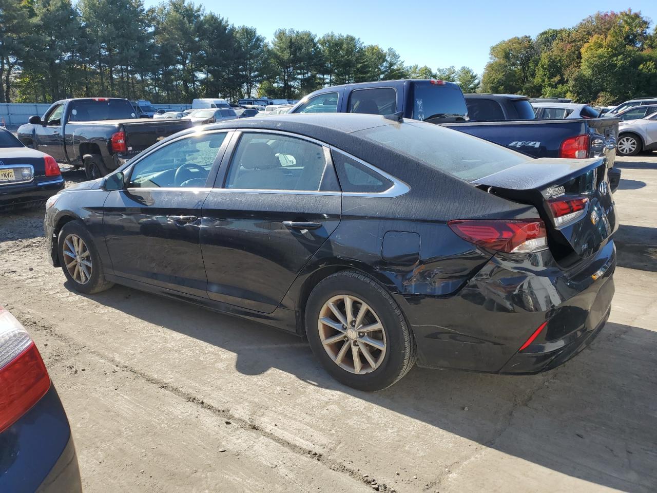 5NPE24AF5JH656709 2018 HYUNDAI SONATA - Image 2