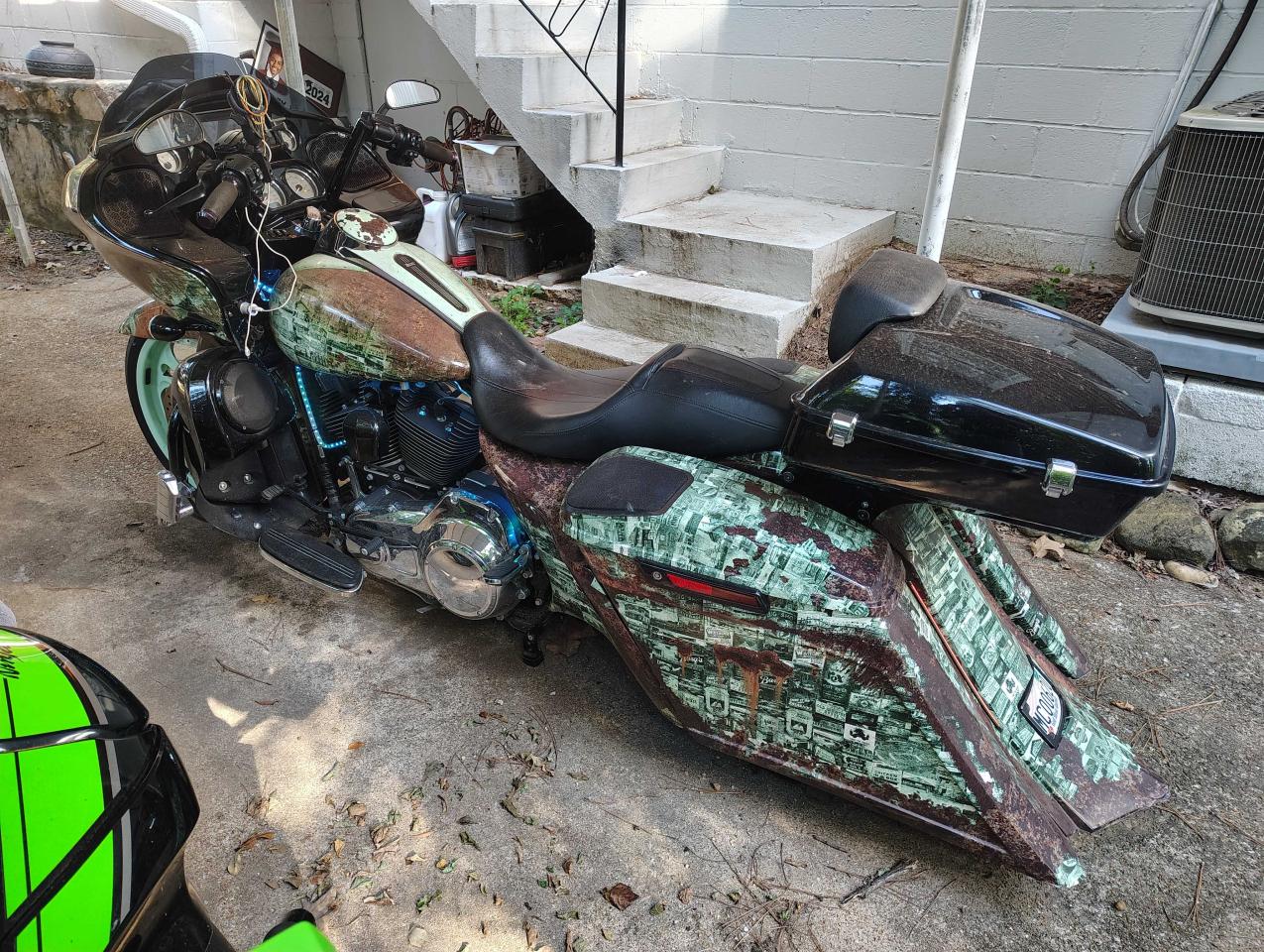 2016 Harley-Davidson Fltrxs Roa VIN: 1HD1KTM17GH30159 Lot: 75954274