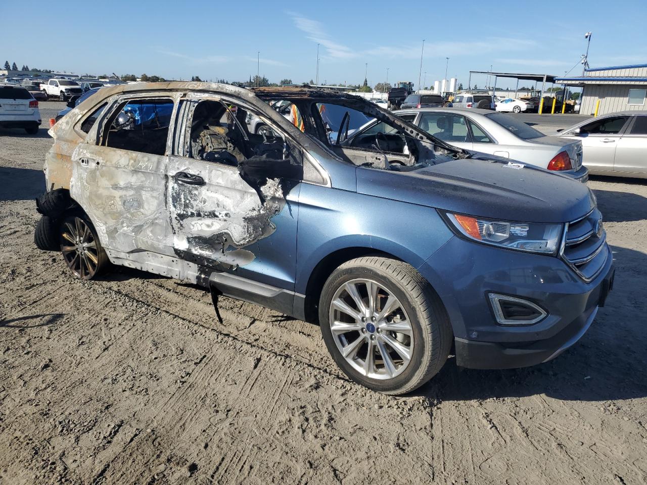 VIN 2FMPK3K97JBC23542 2018 FORD EDGE no.4