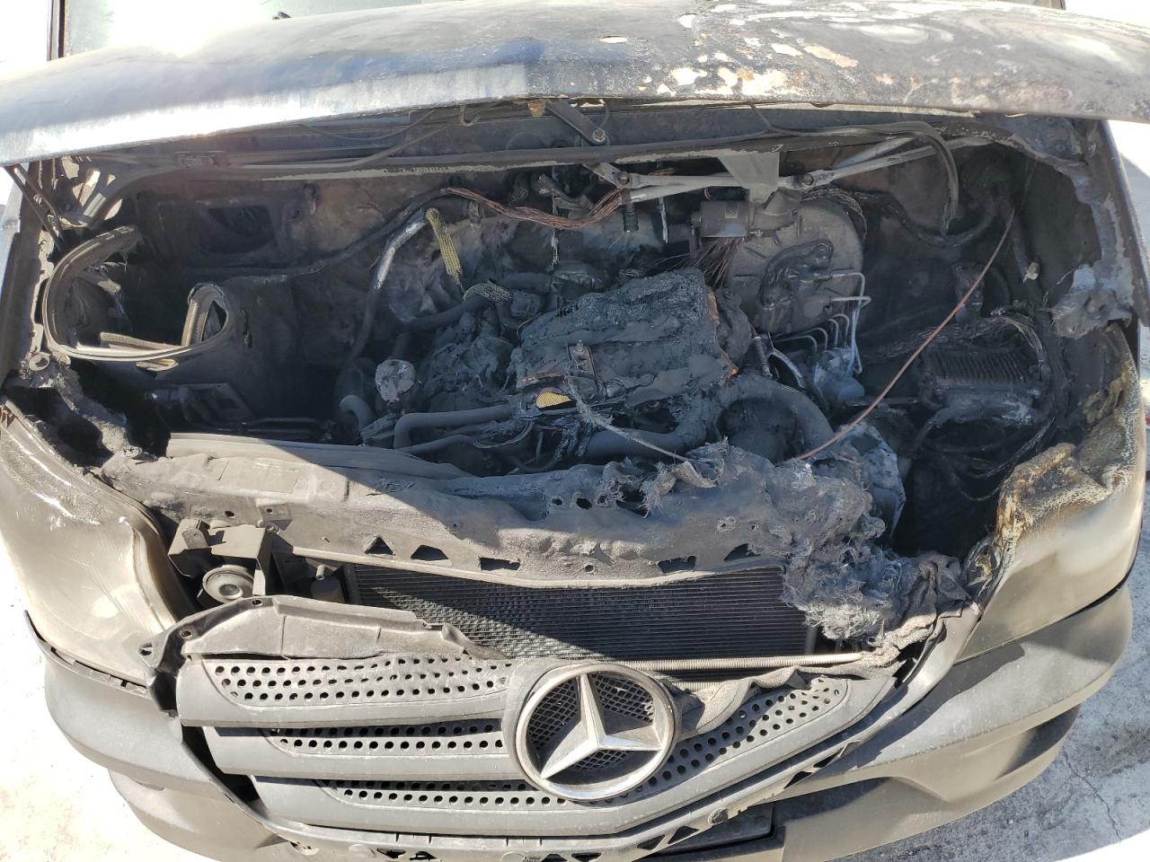 8BRPE7CD2JE153585 2018 Mercedes-Benz Sprinter 2500