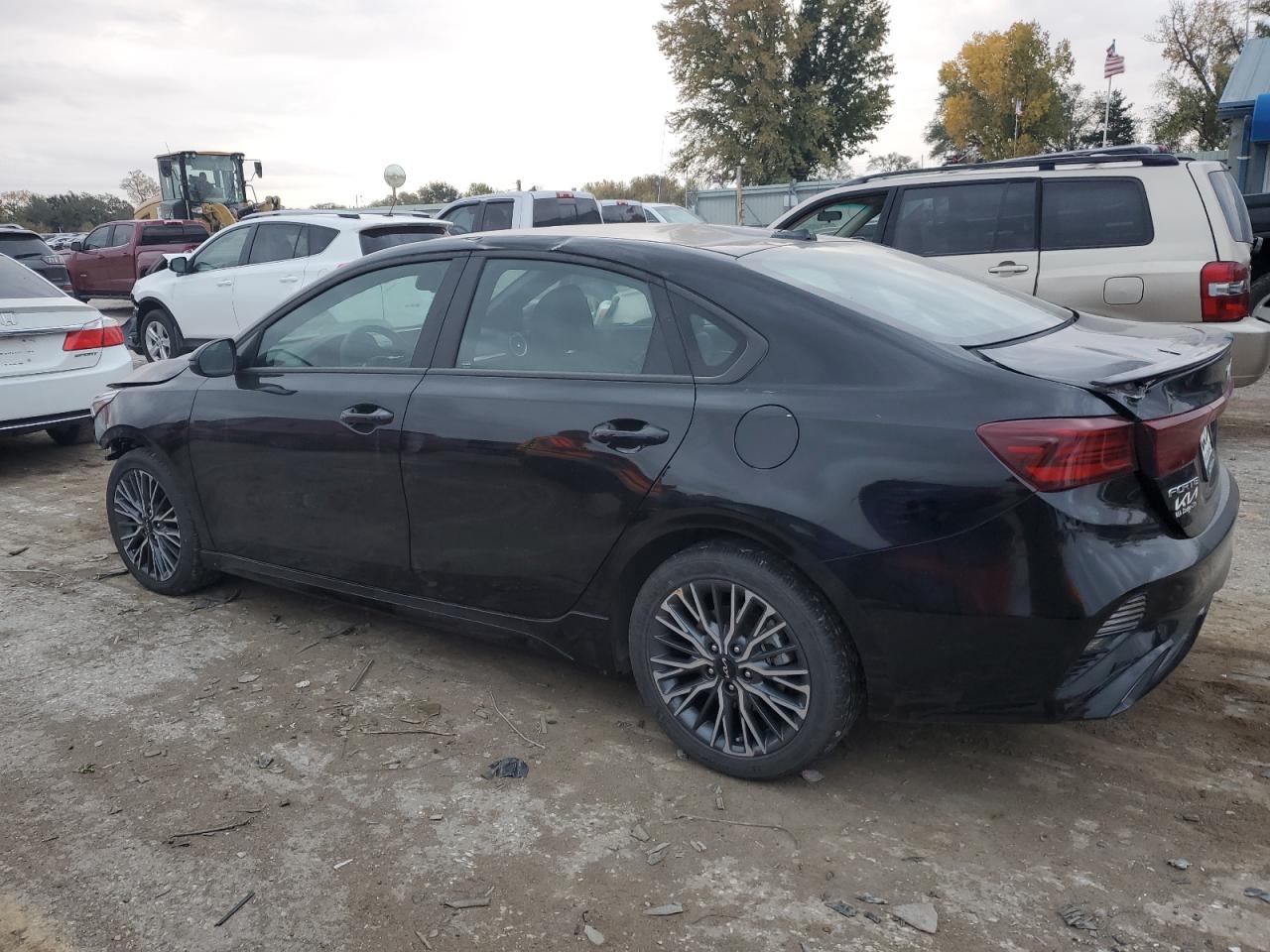 2024 Kia Forte - Image 2