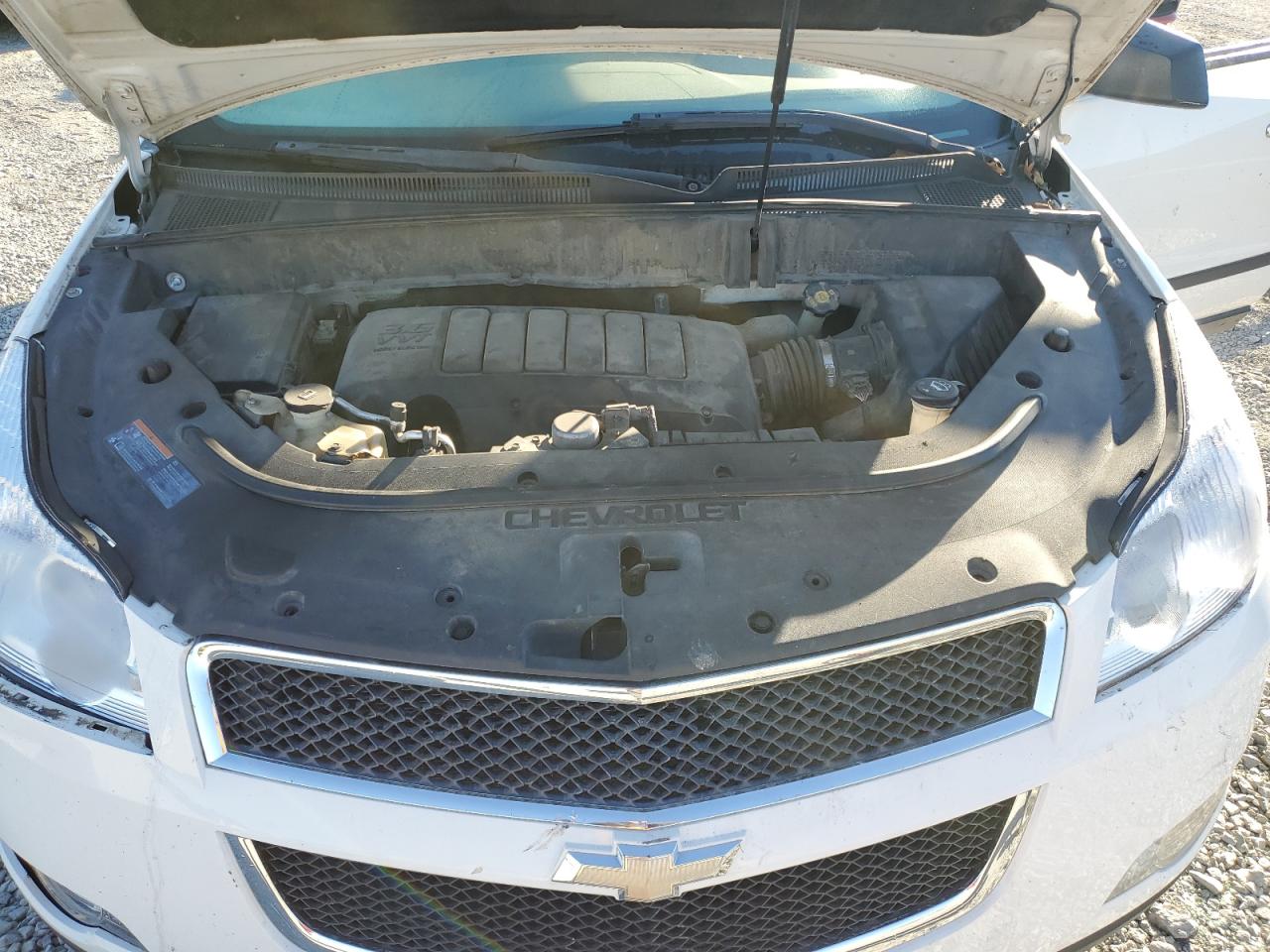 2011 Chevrolet Traverse - Image 14