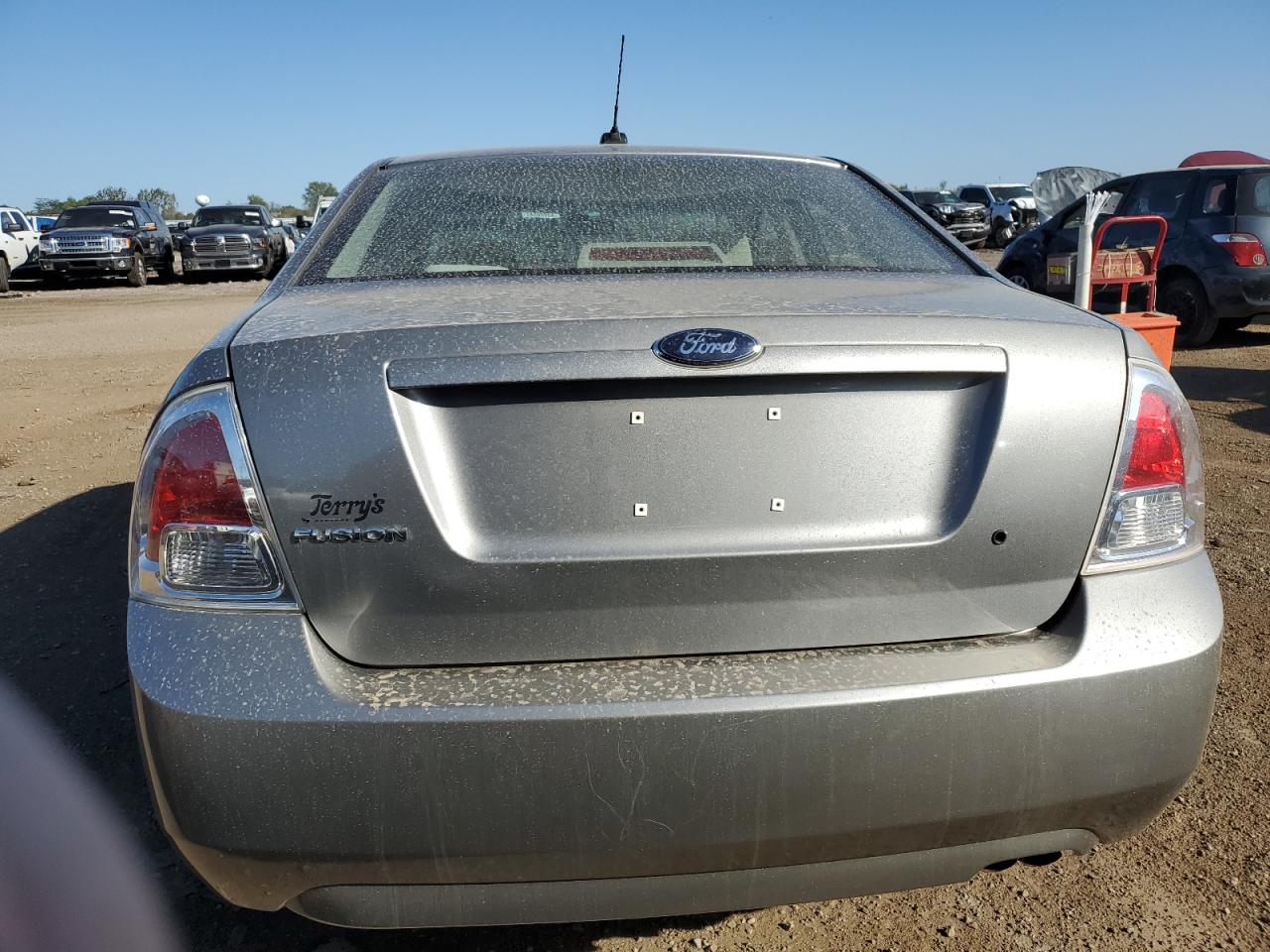 2008 Ford Fusion S VIN: 3FAHP06Z98R157256 Lot: 73920254