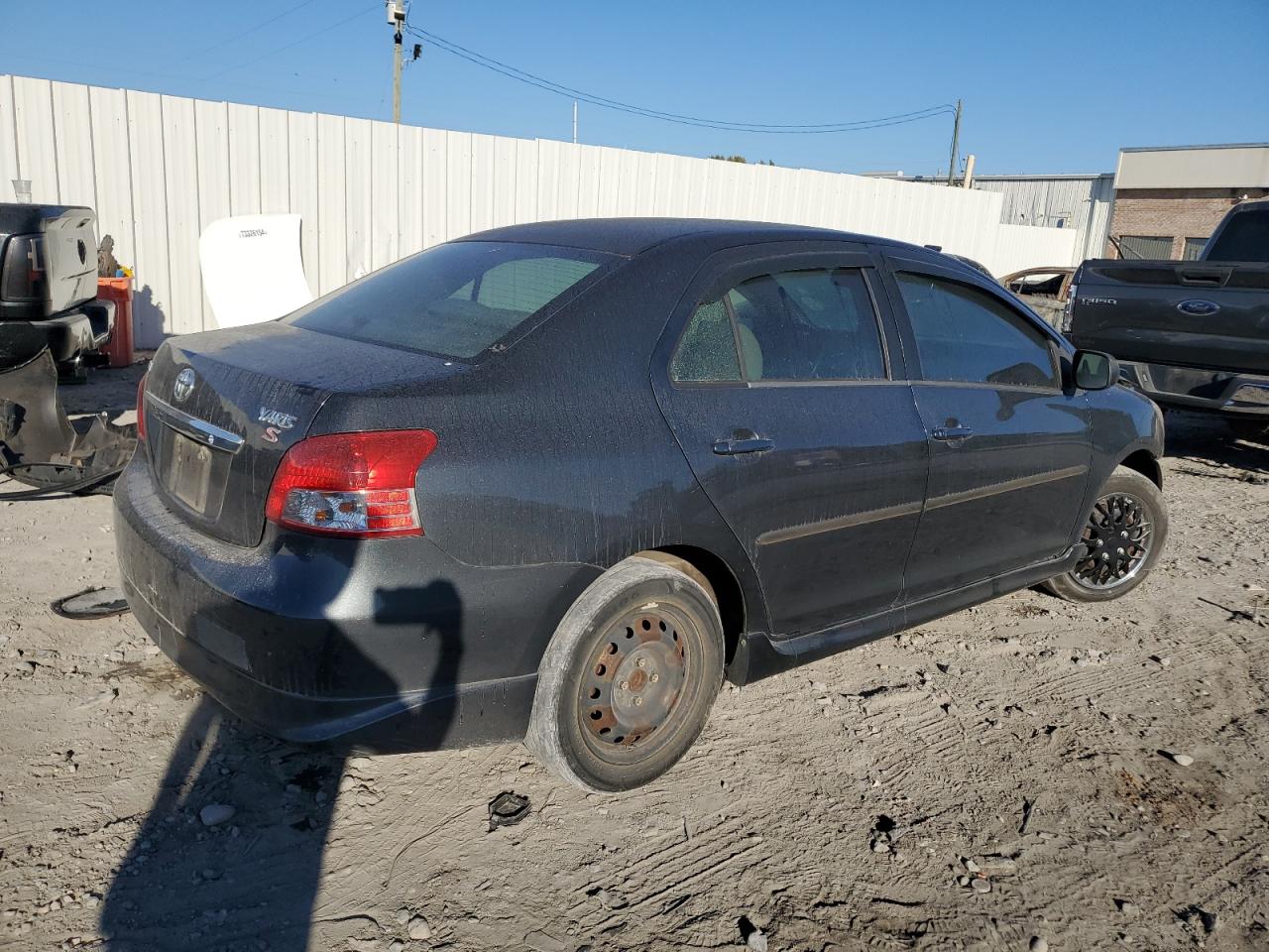 JTDBT923871119026 2007 Toyota Yaris