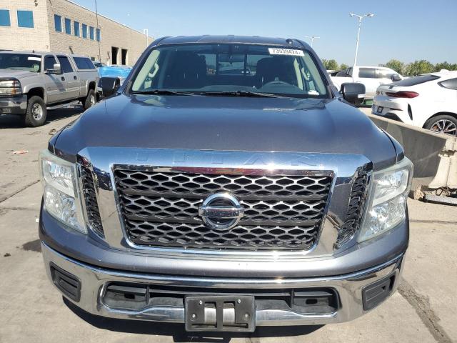  NISSAN TITAN 2017 Серый