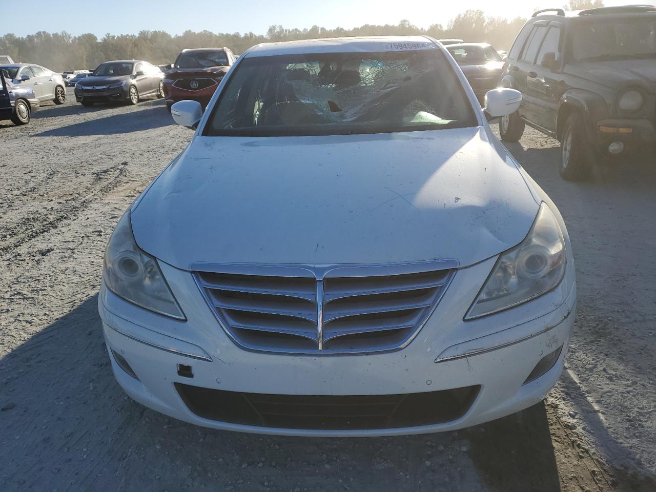 2010 Hyundai Genesis - Image 5